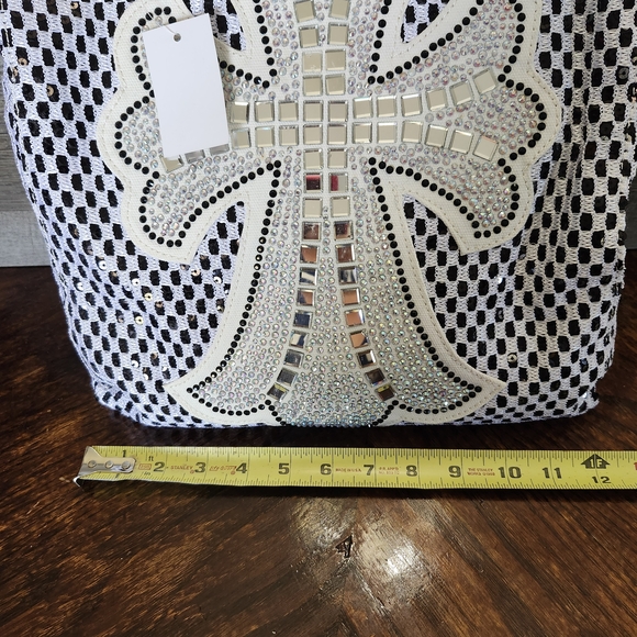 NWT Black And White Rhinestone Embellished Bling Cross Applique Tote Bag - Picture 8 of 9